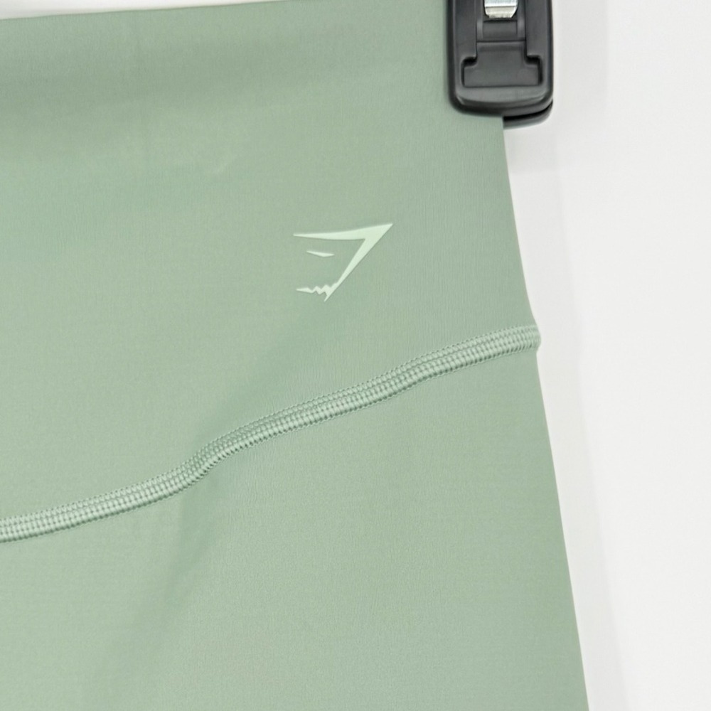 Gymshark Elevate Leggings Sage‎ Green Color Women's Size Small - Picture 2 of 7